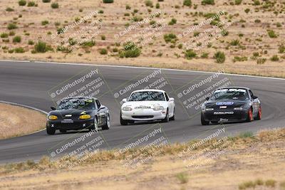 media/Jun-01-2025-CalClub SCCA (Sun) [[eae223c5dd]]/Group 5/Lap race/
